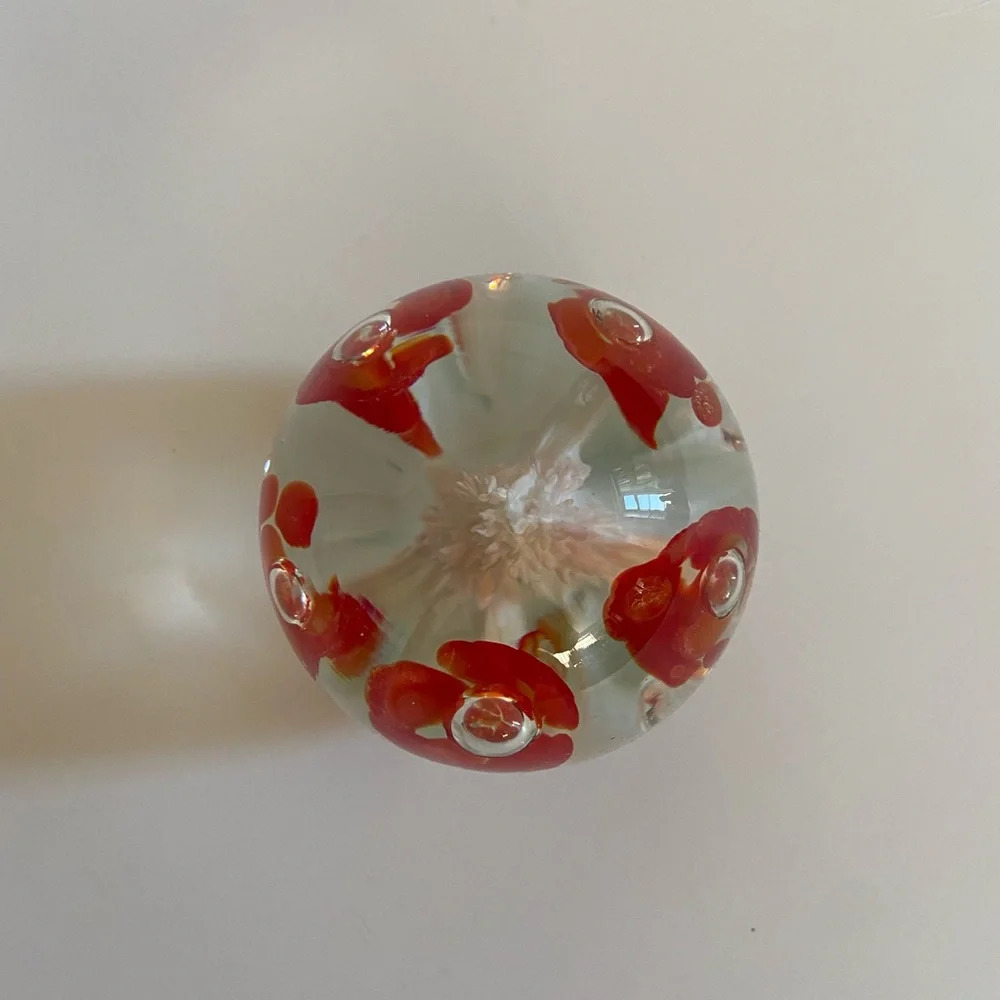 Vintage Joe St. Clair Paperweight Round Globe Decor Flowers Floral Orange Glass - Picture 2 of 5